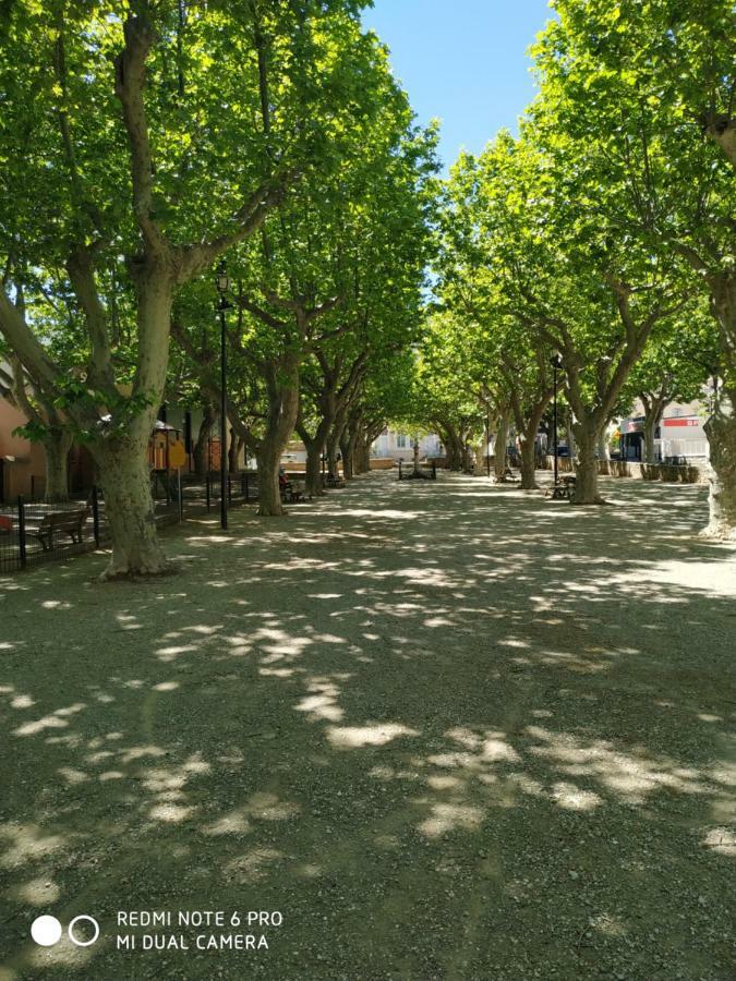 Les Chalets Du Relais D'Aguilar Tuchan Exterior foto